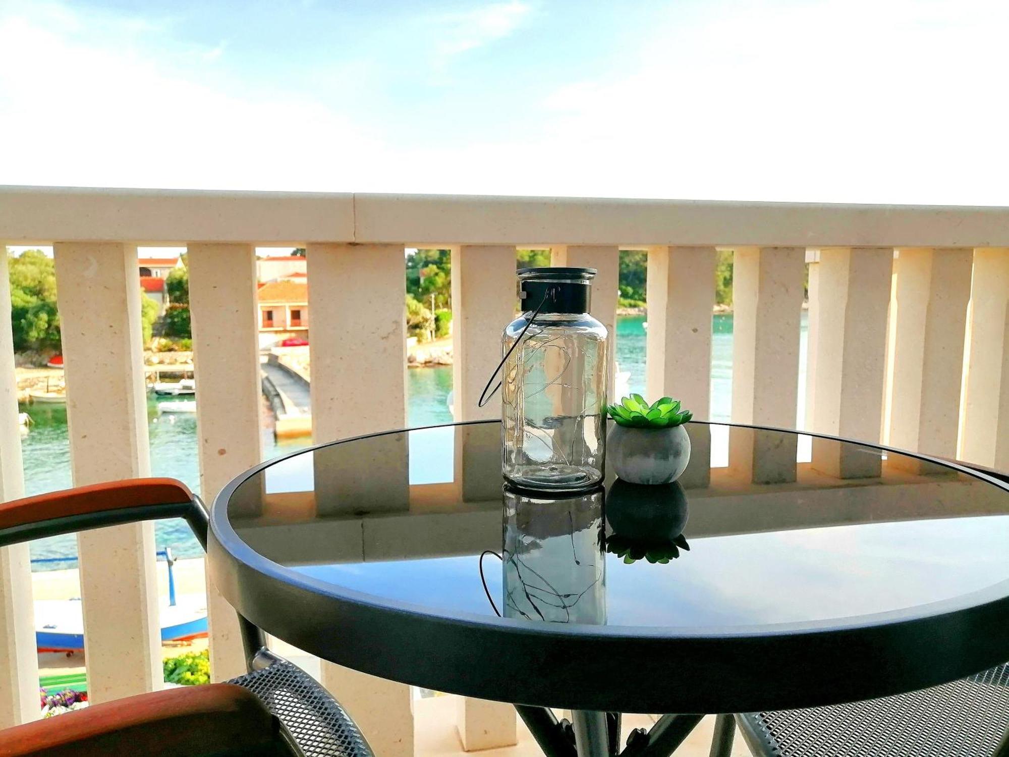 Seaview Apartment Sara Blato  Экстерьер фото