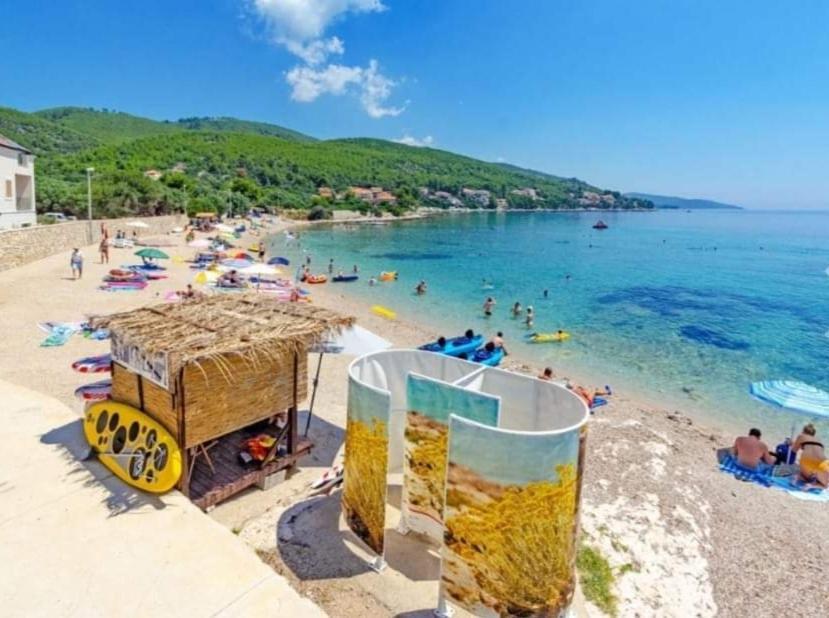 Seaview Apartment Sara Blato  Экстерьер фото