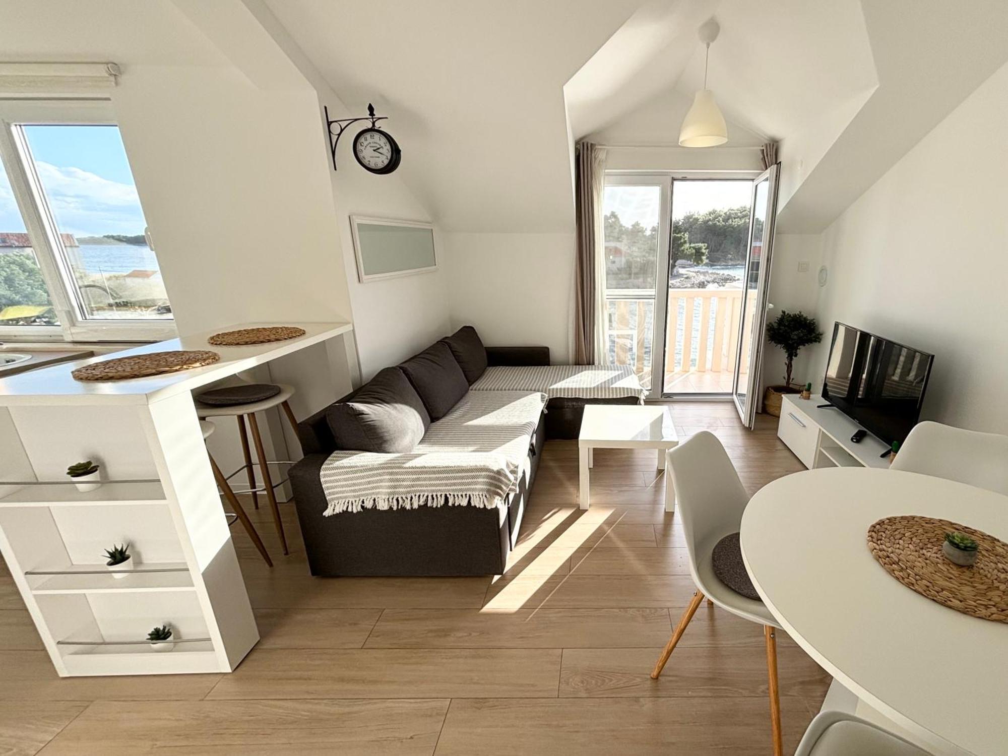 Seaview Apartment Sara Blato  Экстерьер фото